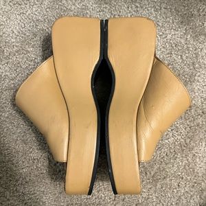Vintage leather Calvin Klein platform slides